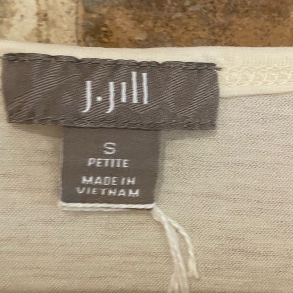 Cropped J.Jill Shirt - Picture 2 of 3